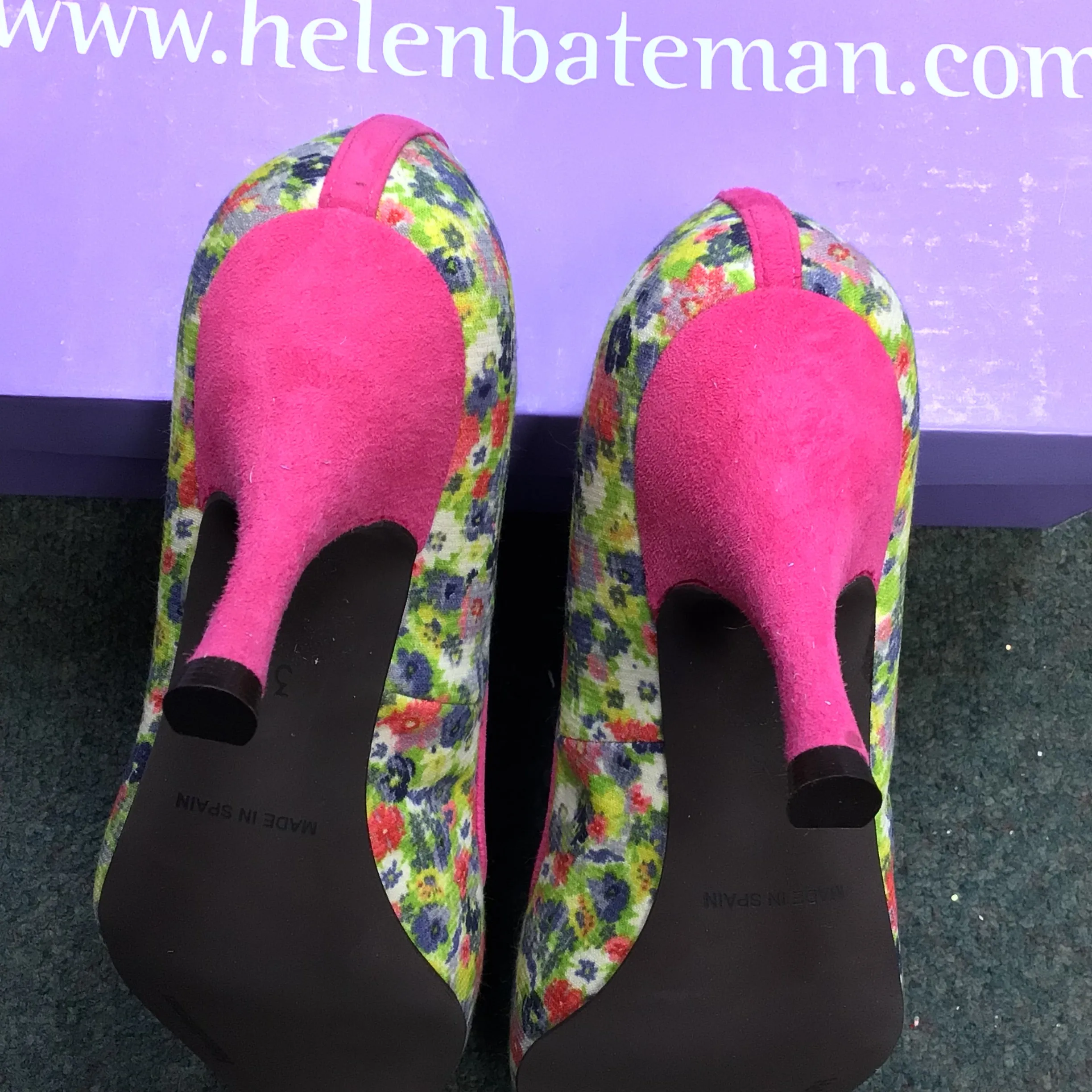 BNIB Helen Bateman Pink Floral Heels Size 35