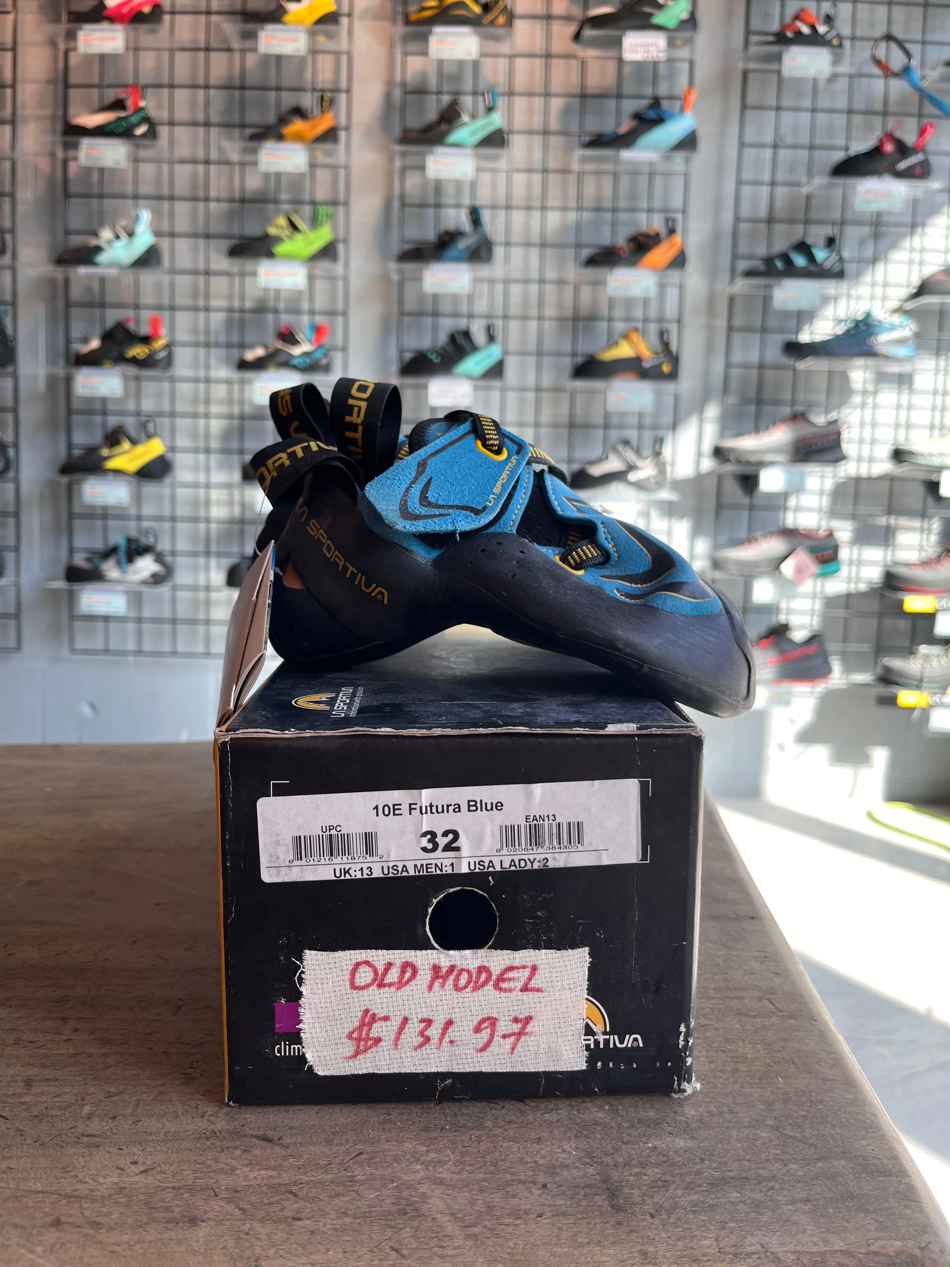 Clearance: La Sportiva Futura Climbing Shoes Blue/Yellow