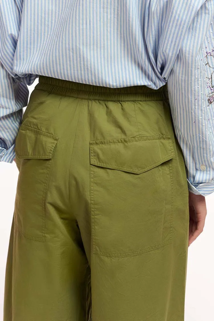 Fopy Cargo Wide Leg Pants in Olive Martini