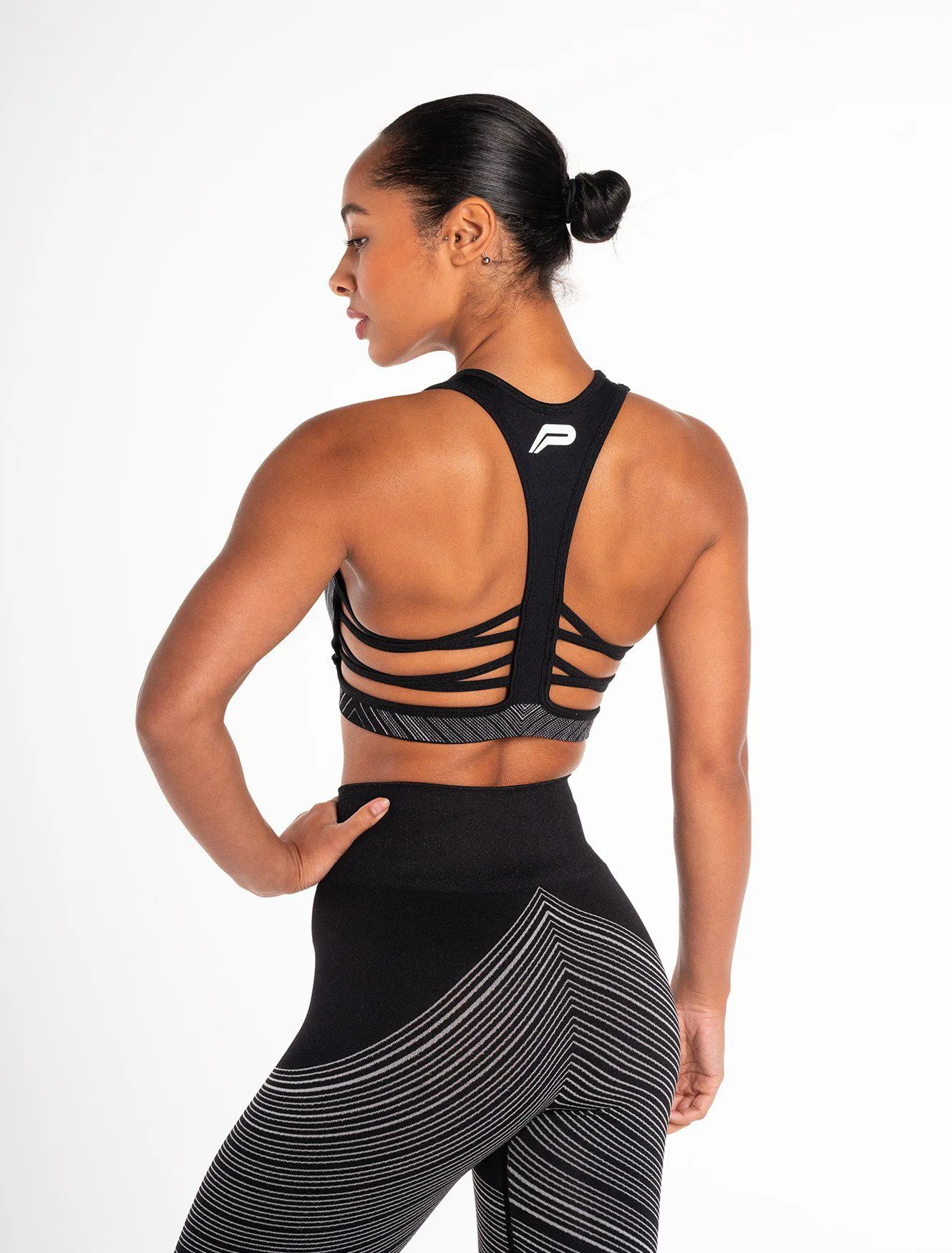 Impulse Seamless Sports Bra - Black