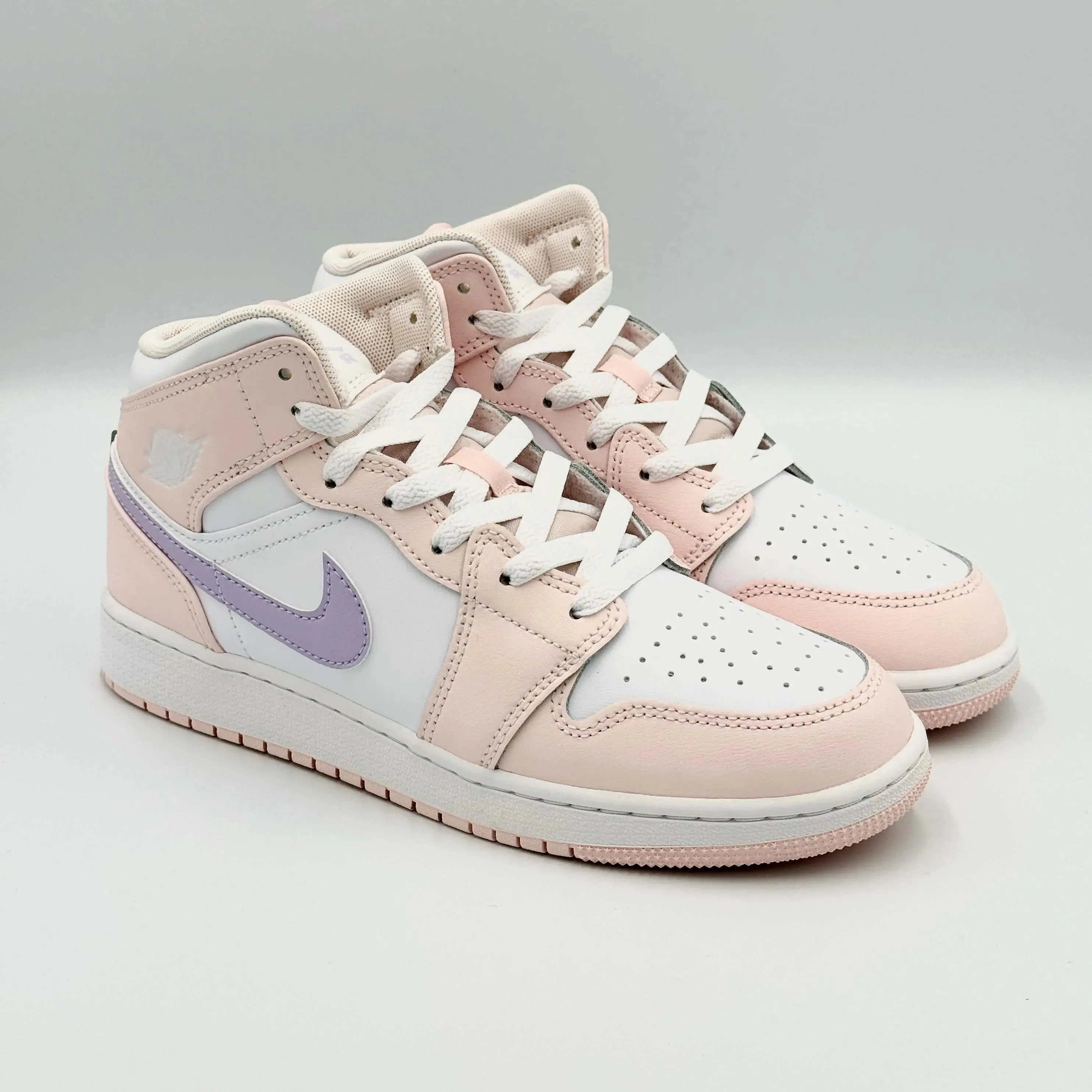 Jordan 1 Mid Pink Wash