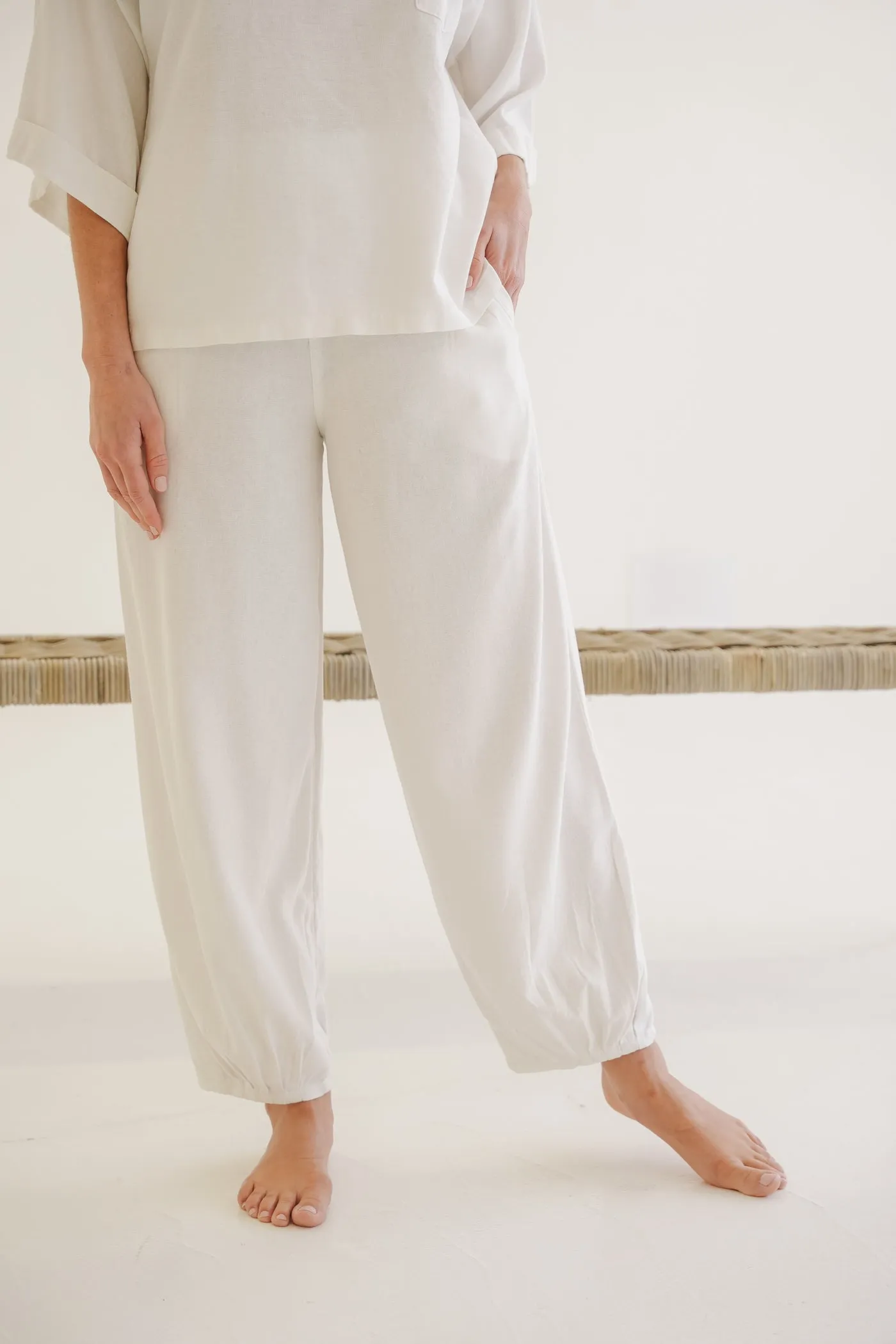 Marisa Linen Pleat Cuff Pants