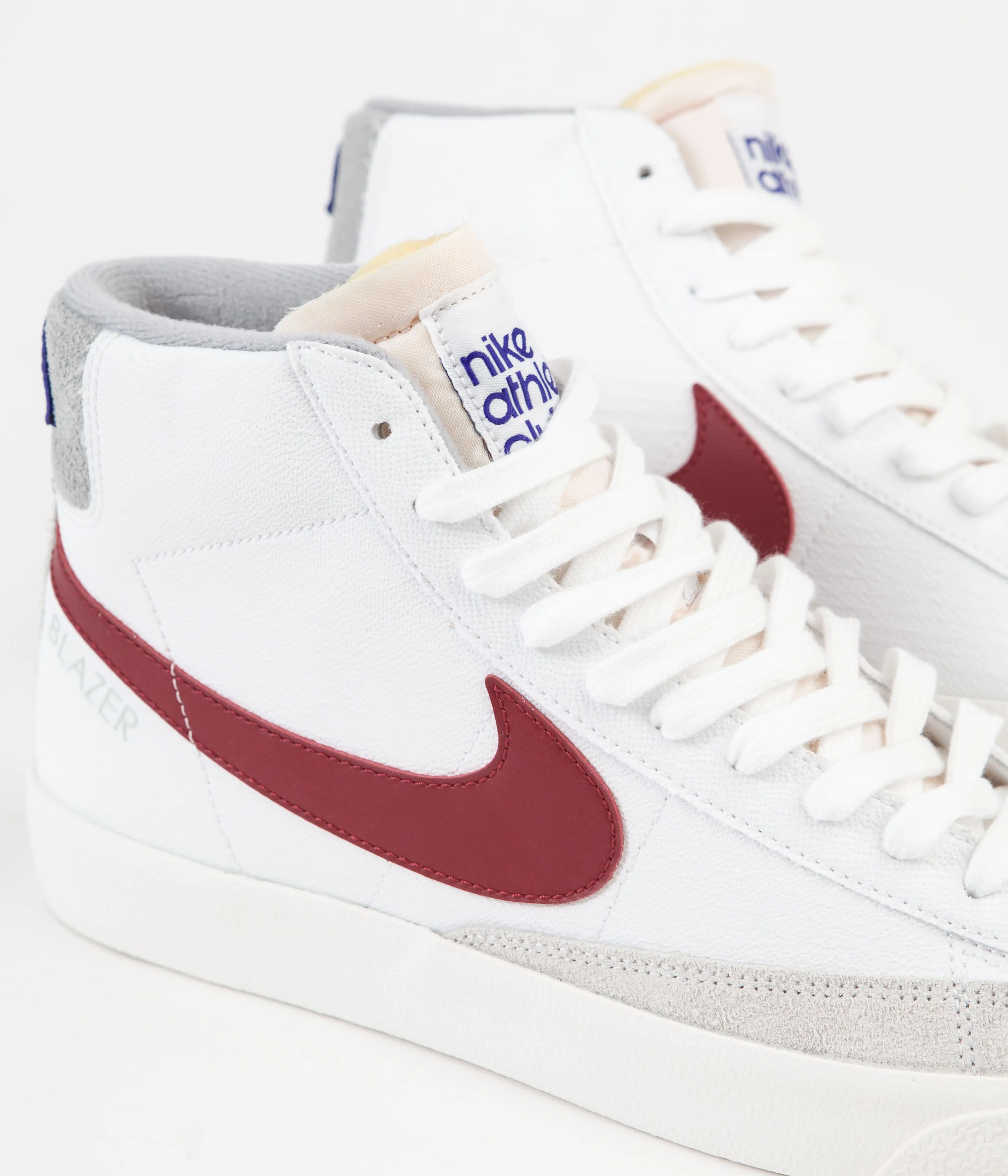 Nike Blazer Mid '77 Shoes - White / Gym Red - Light Smoke Grey - Phantom