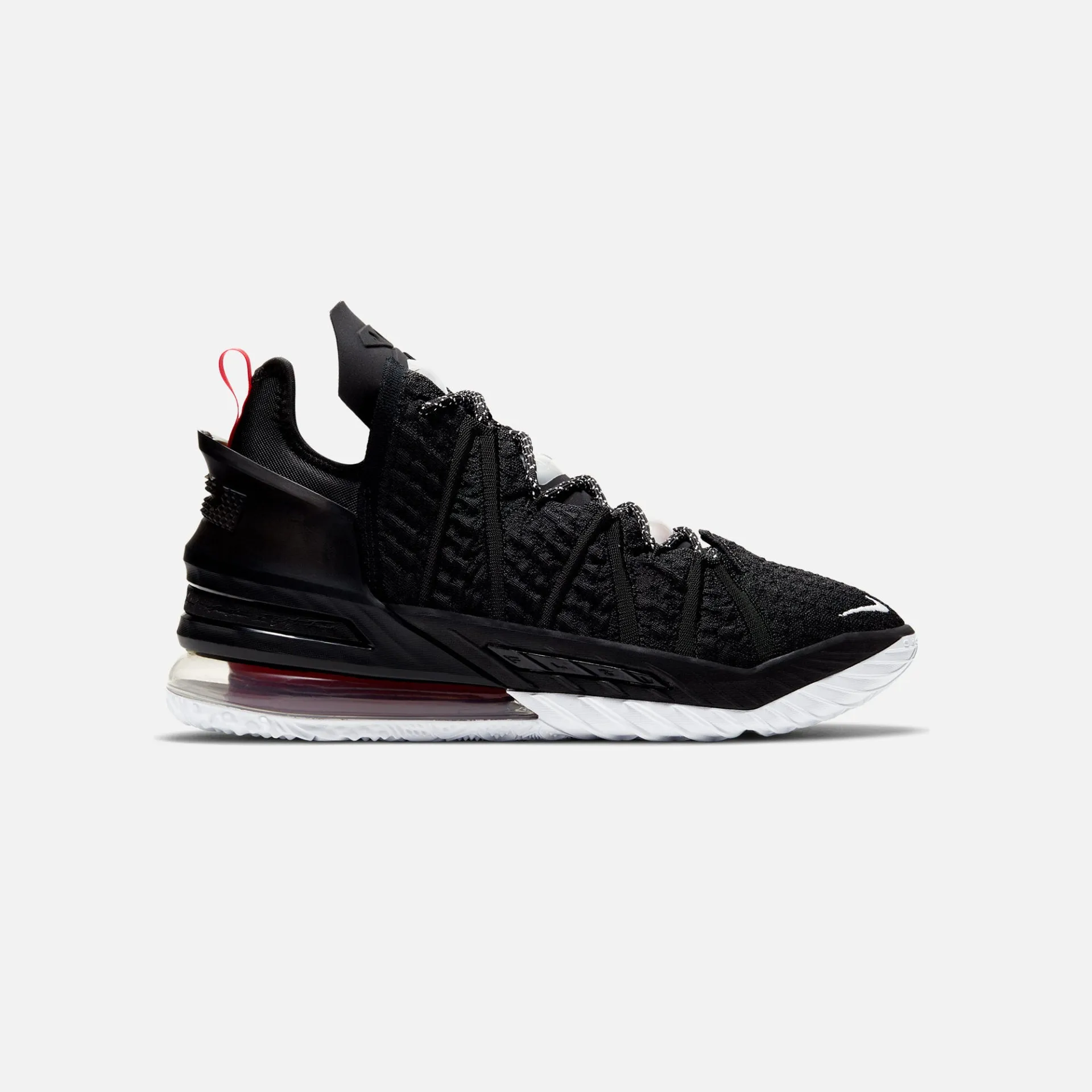 Nike | LEBRON 18 BRED