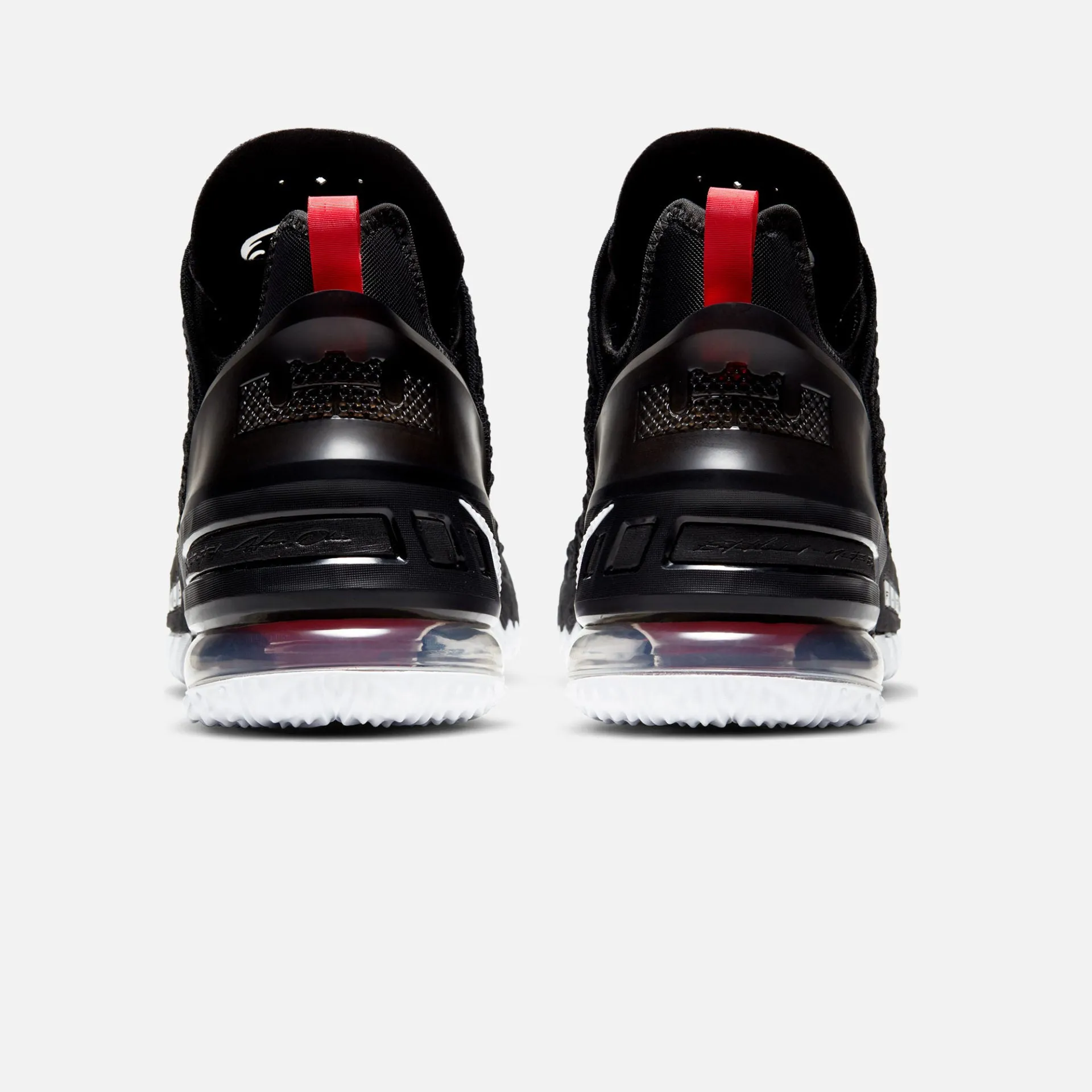 Nike | LEBRON 18 BRED