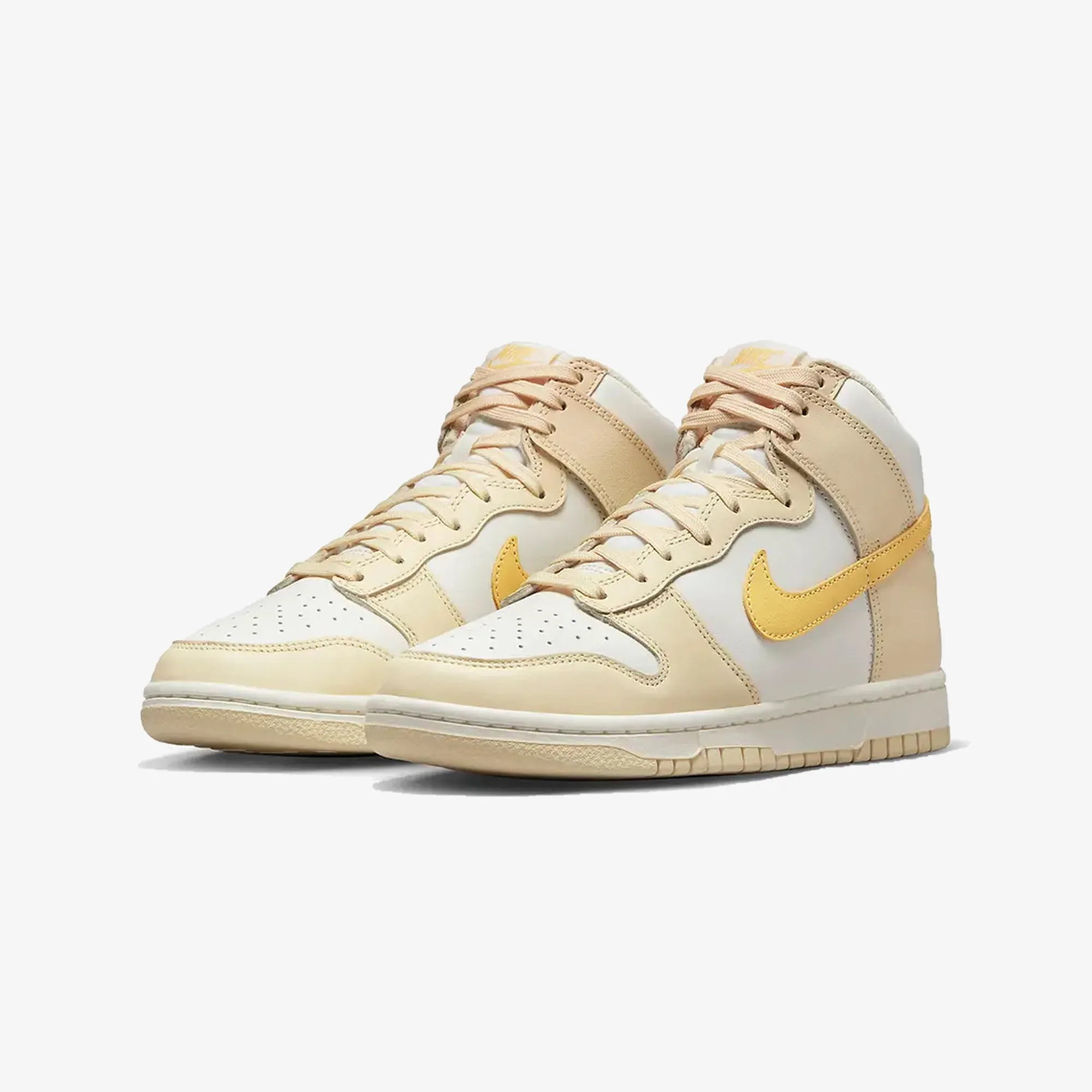 Nike | WMN'S DUNK HIGH  { PALE VANILLA/TOPAZ GOLD-SAIL