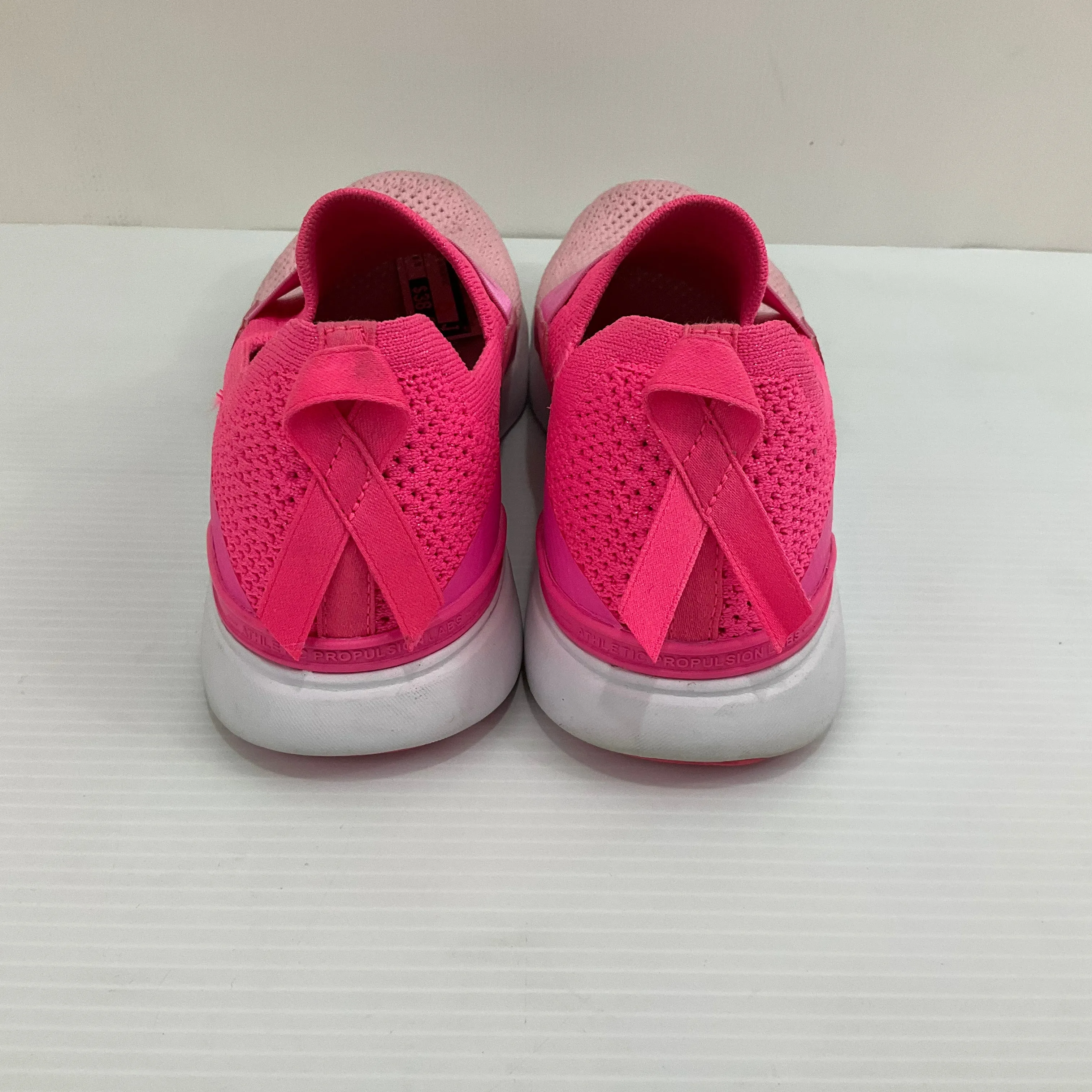 Shoes Athletic By Cma In Pink, Size: 8.5