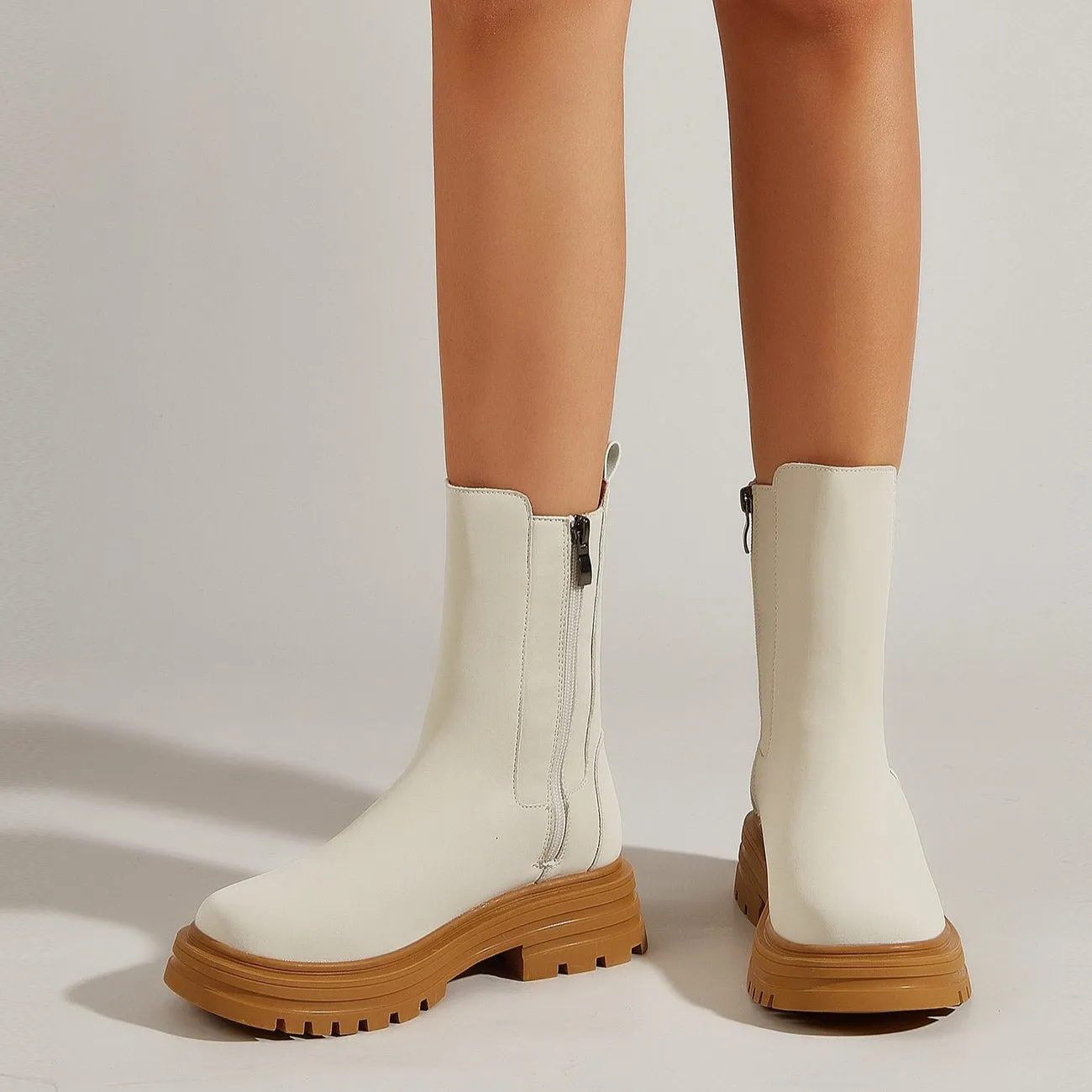 Side Zip Chelsea Boots